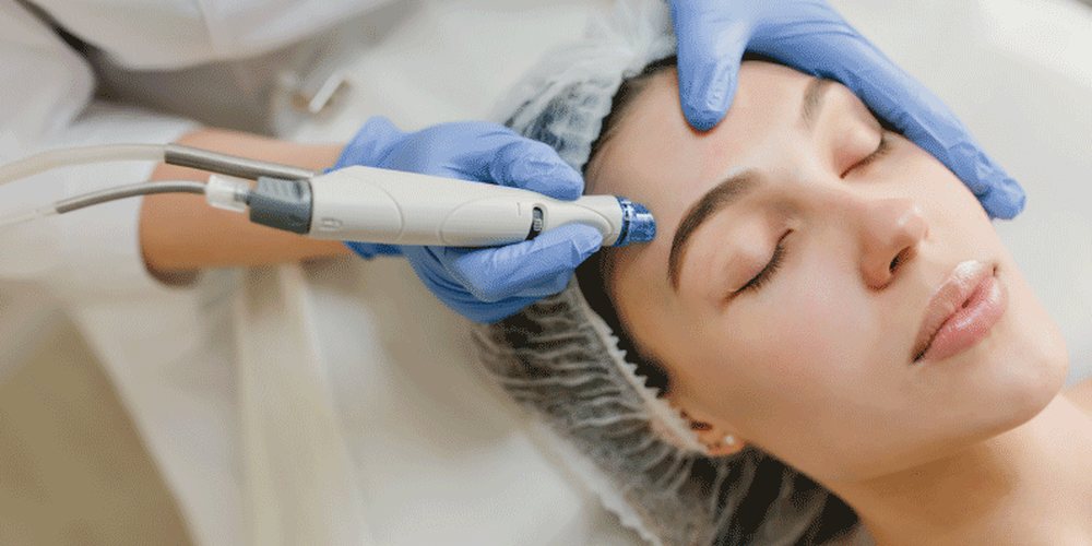 Healthy Skin, Happy You: A Calm Guide to Professional Facials and Daily Skin Care